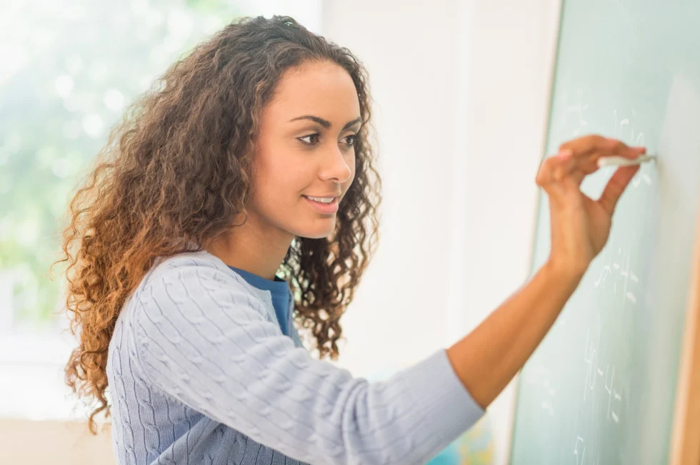 Mieux apprendre et mieux communiquer : est-on auditif, visuel ou kinesthésique? Technique de coach scolaire